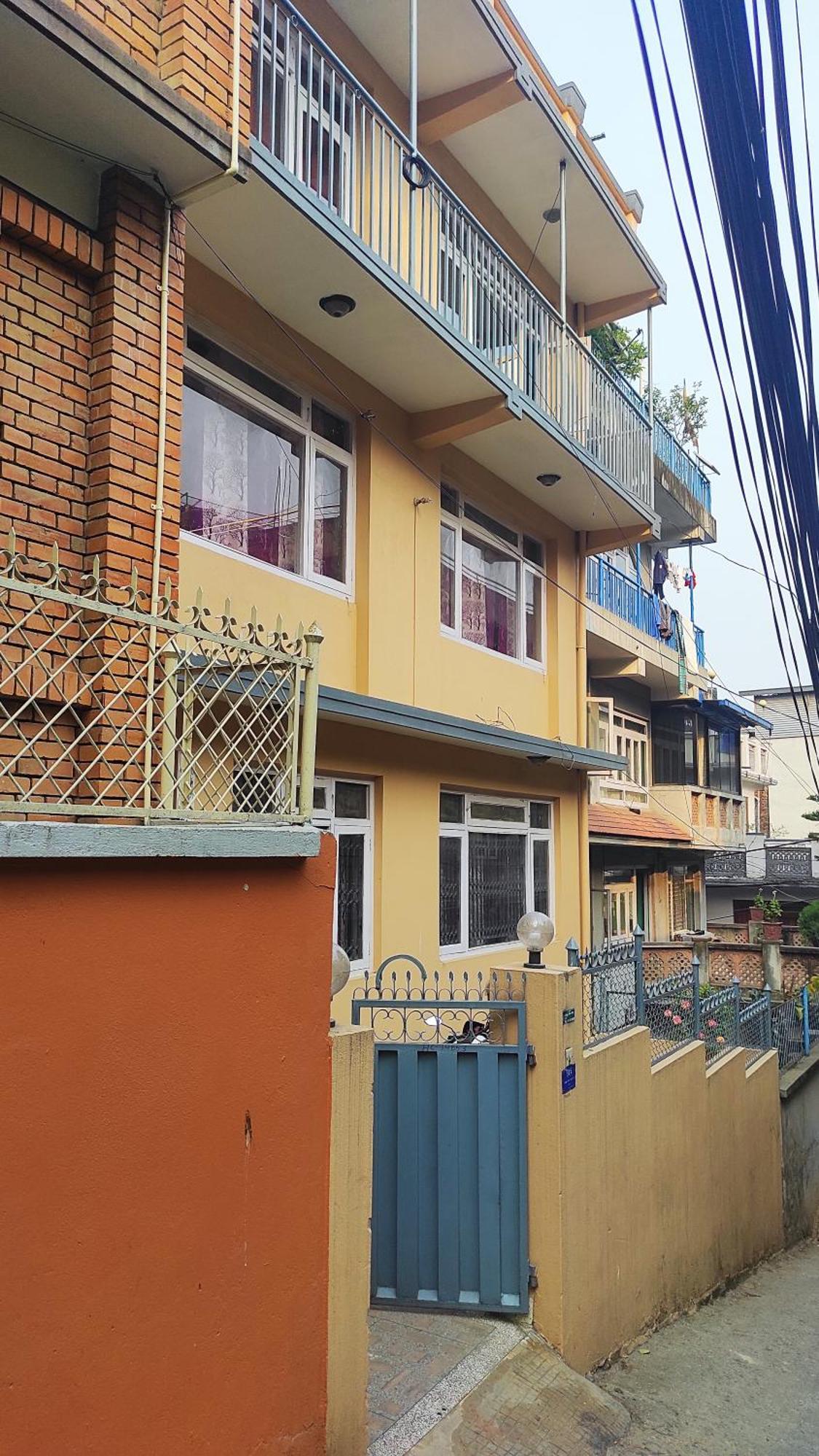 Budget Backpackers Hotel Lalitpur ภายนอก รูปภาพ