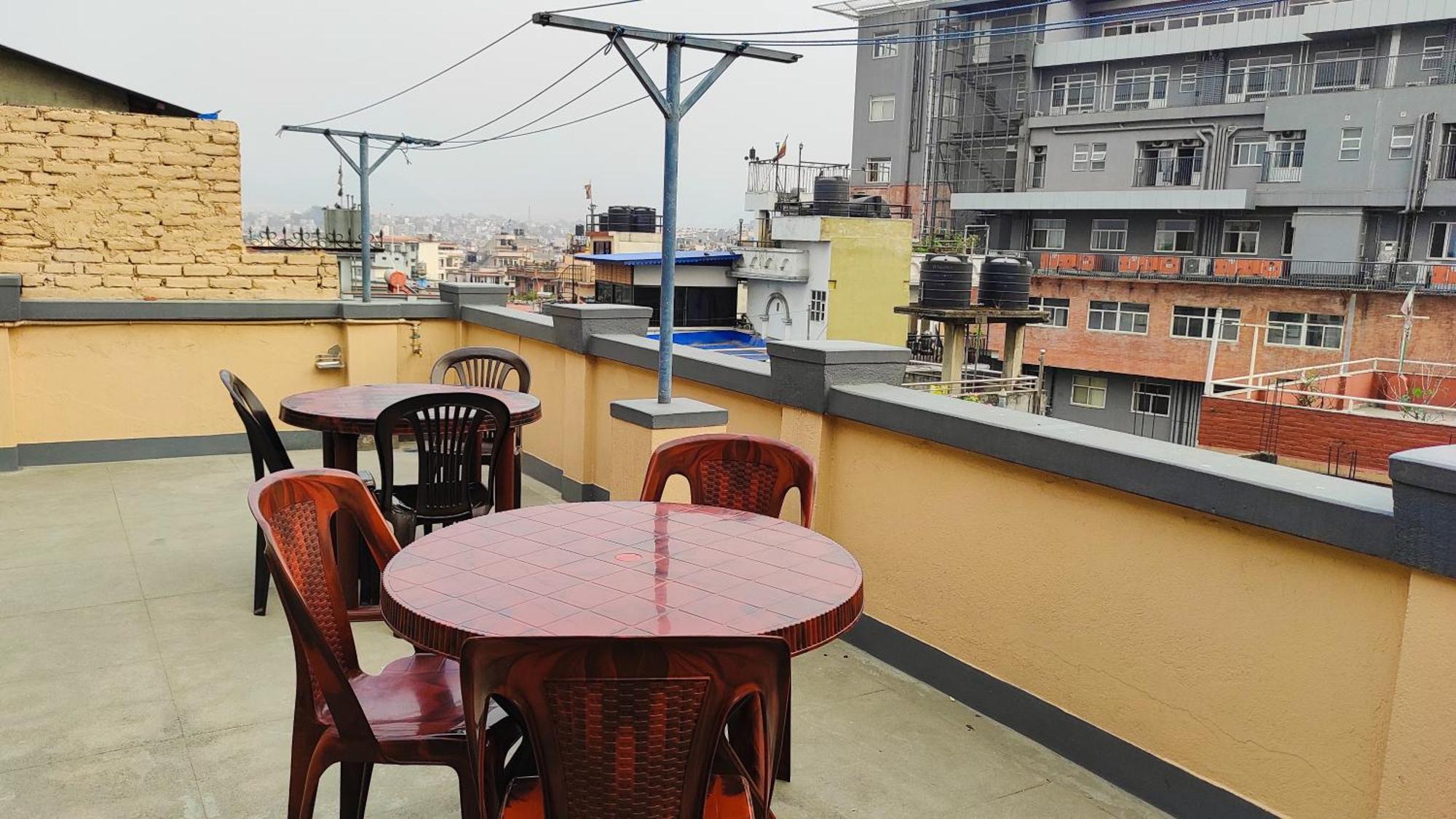 Budget Backpackers Hotel Lalitpur ภายนอก รูปภาพ