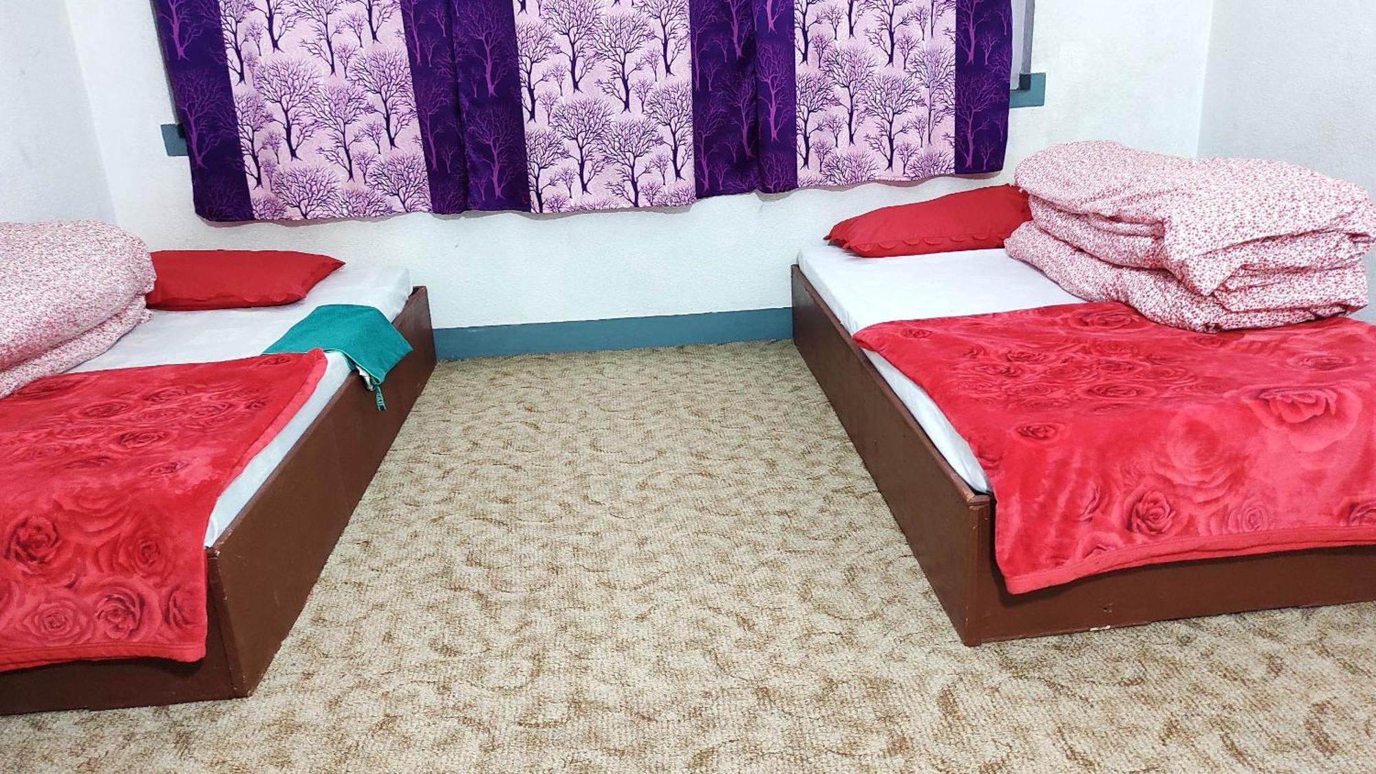 Budget Backpackers Hotel Lalitpur ภายนอก รูปภาพ