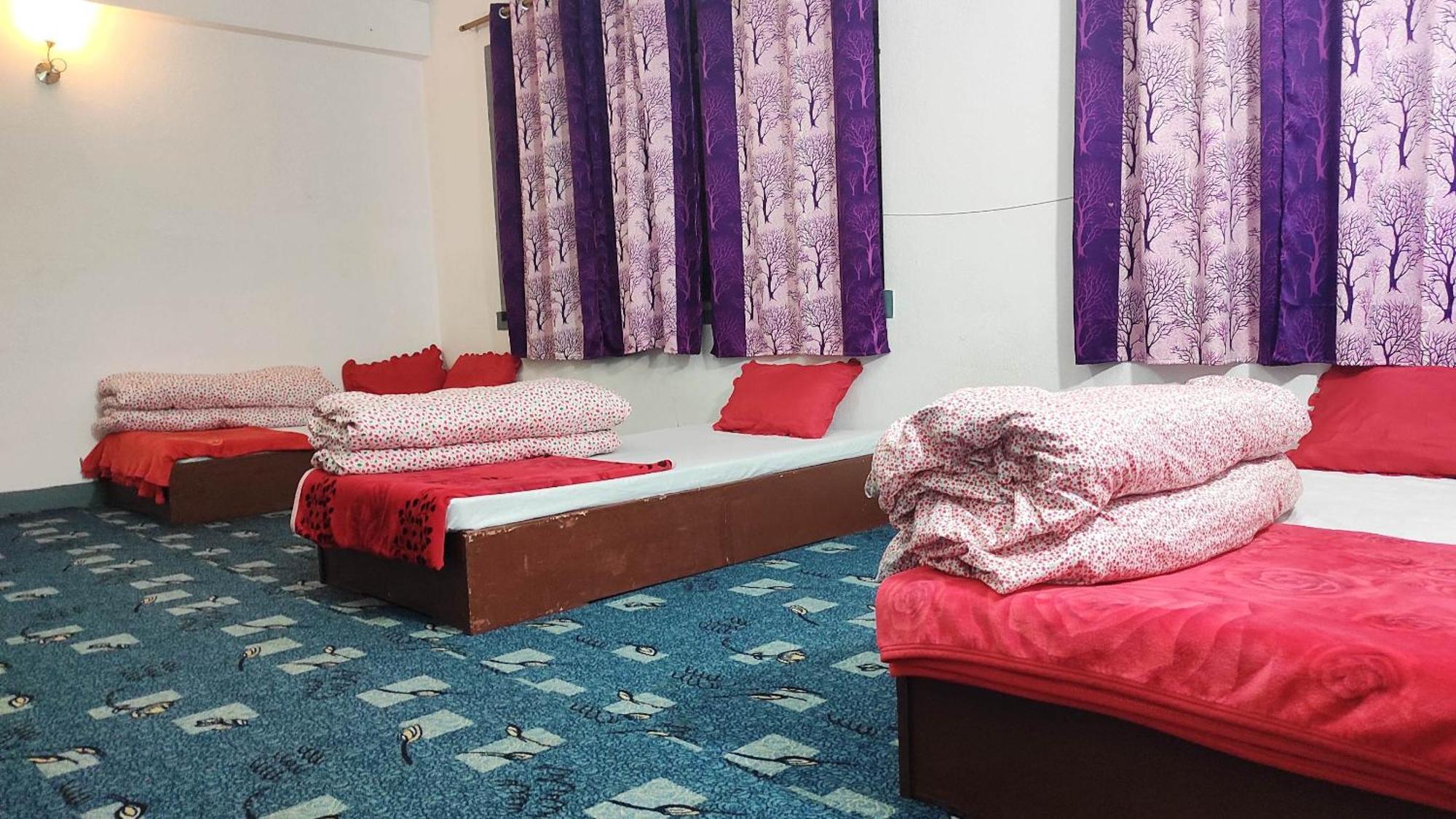 Budget Backpackers Hotel Lalitpur ภายนอก รูปภาพ