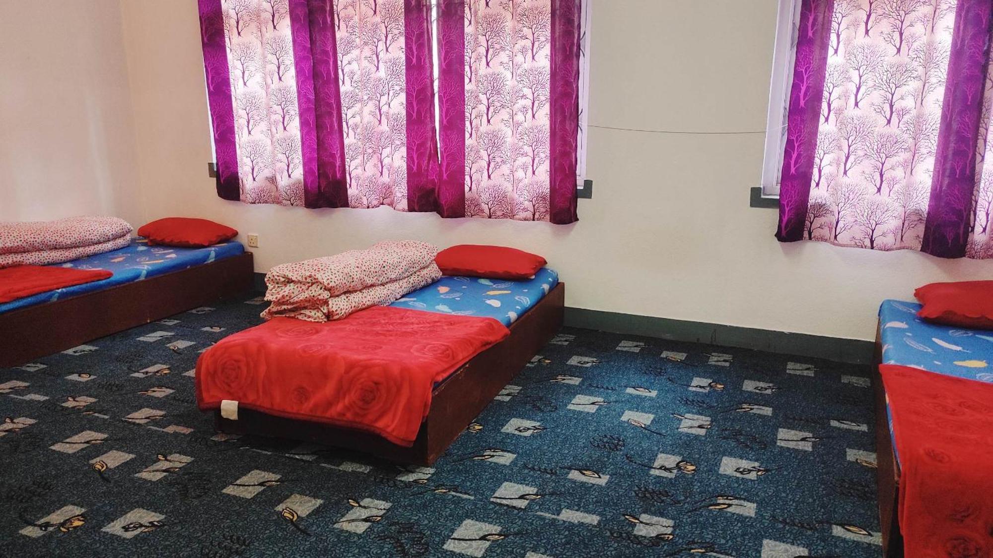 Budget Backpackers Hotel Lalitpur ภายนอก รูปภาพ