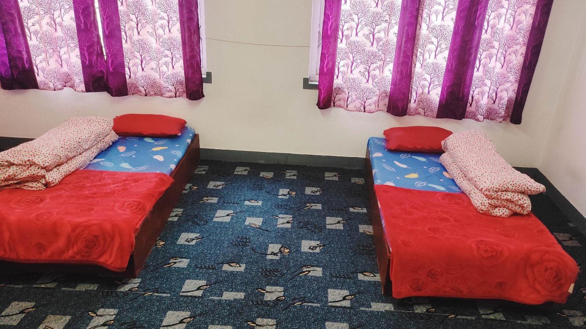 Budget Backpackers Hotel Lalitpur ภายนอก รูปภาพ